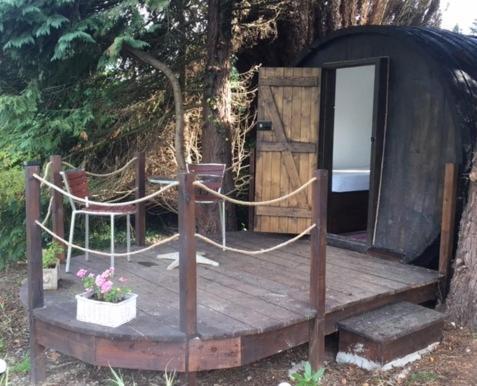 Charming 2-Bed Cabin In Domfront-En-Poiraie Perrou Buitenkant foto